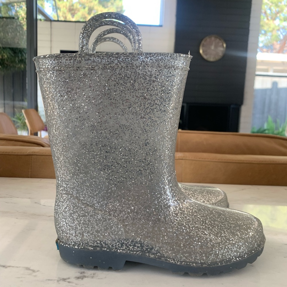 Girls glitter rain boots